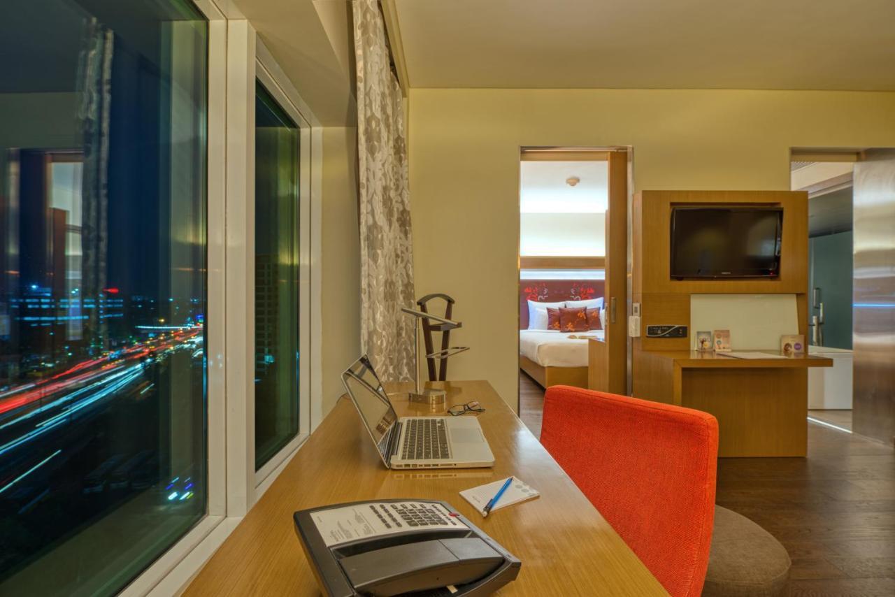 Novotel Bengaluru Outer Ring Road Esterno foto