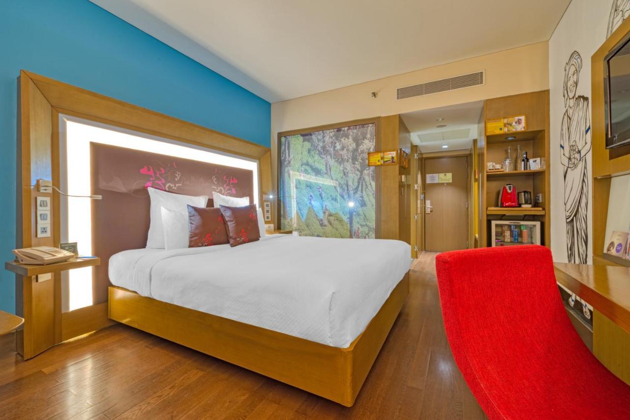 Novotel Bengaluru Outer Ring Road Esterno foto