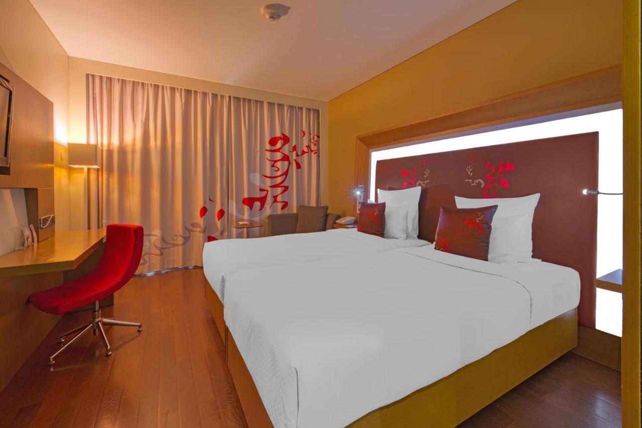 Novotel Bengaluru Outer Ring Road Esterno foto
