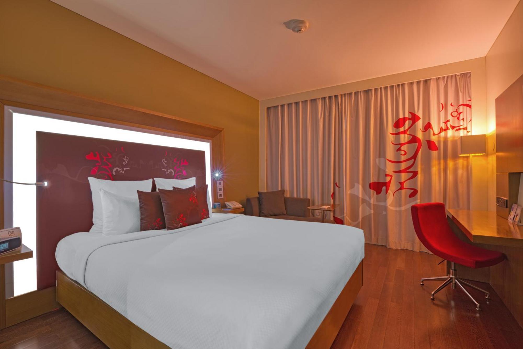 Novotel Bengaluru Outer Ring Road Esterno foto