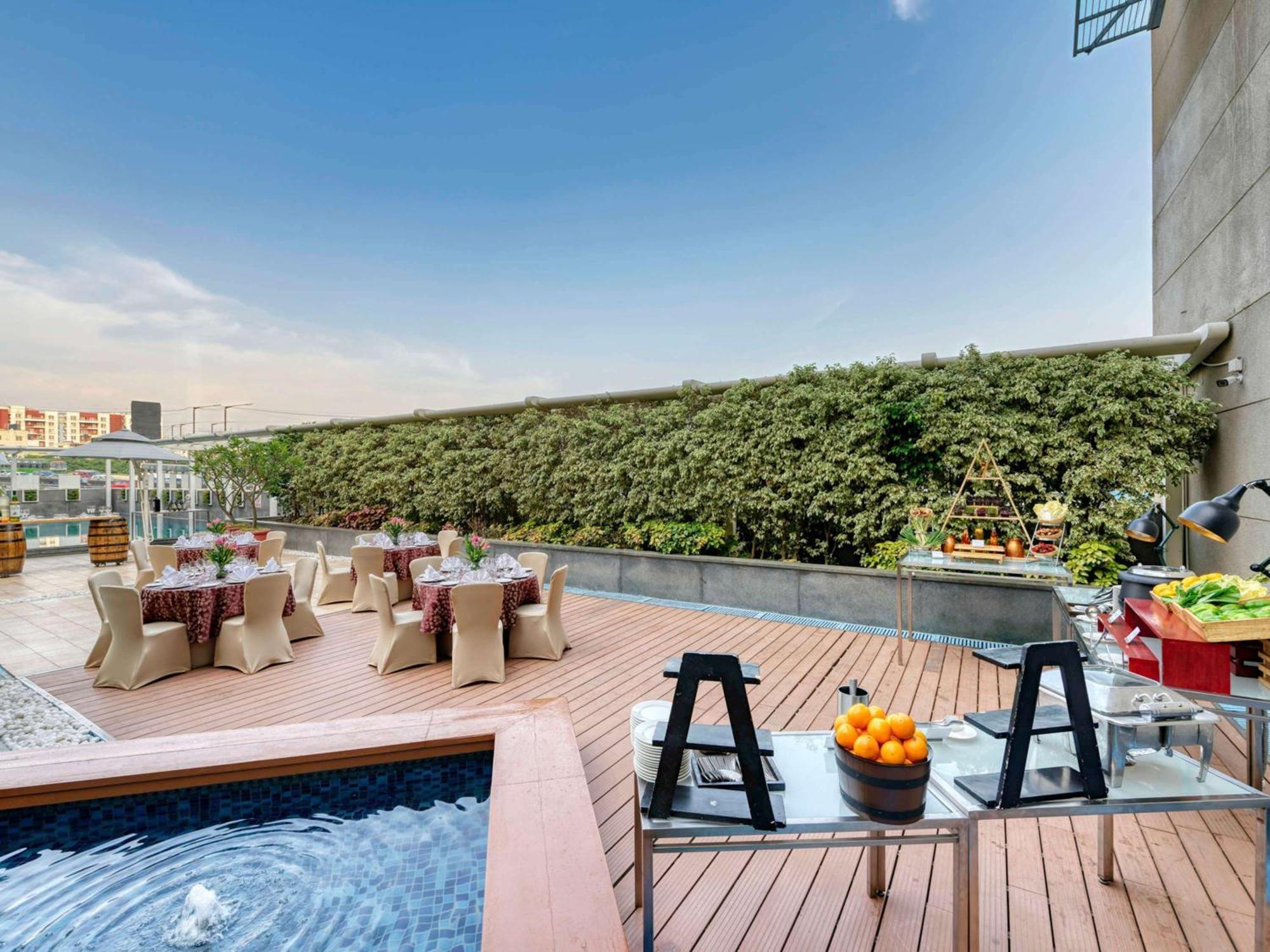 Novotel Bengaluru Outer Ring Road Esterno foto
