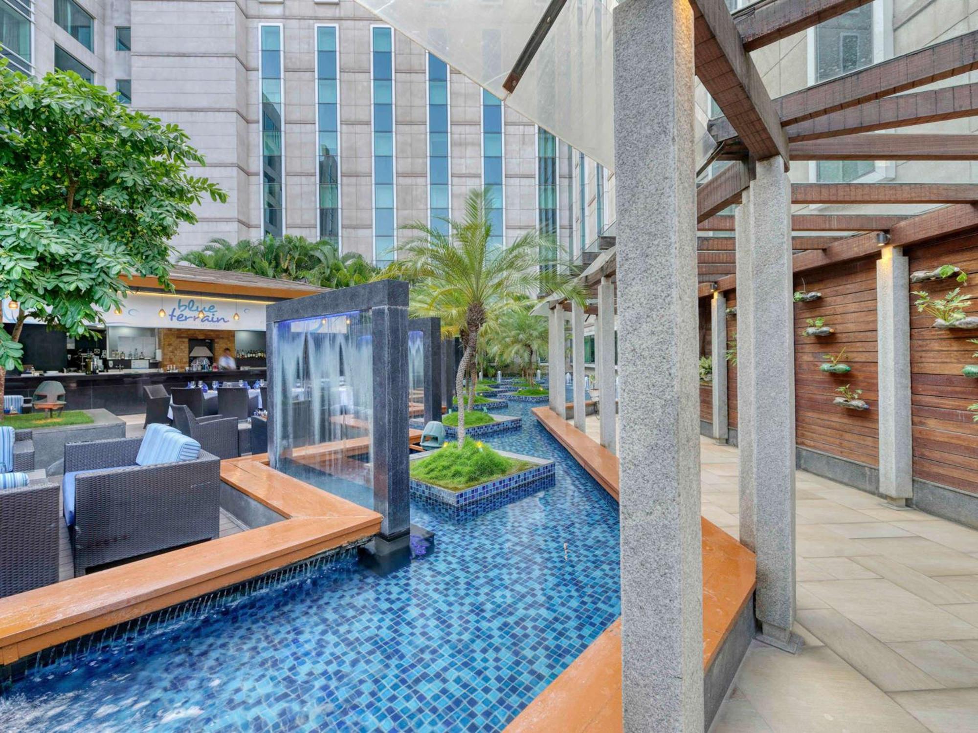 Novotel Bengaluru Outer Ring Road Esterno foto