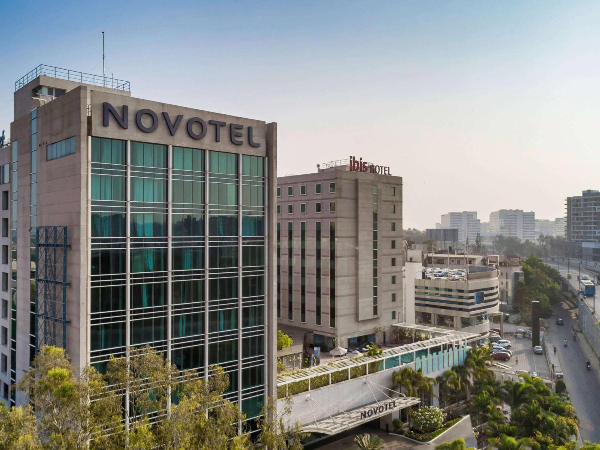 Novotel Bengaluru Outer Ring Road Esterno foto