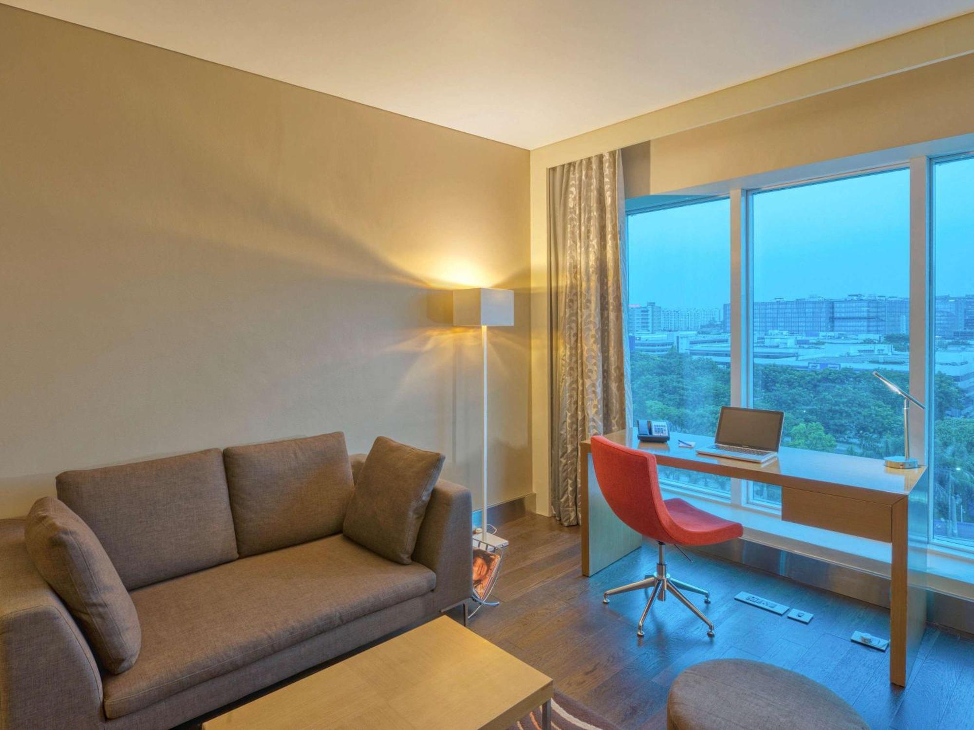 Novotel Bengaluru Outer Ring Road Esterno foto