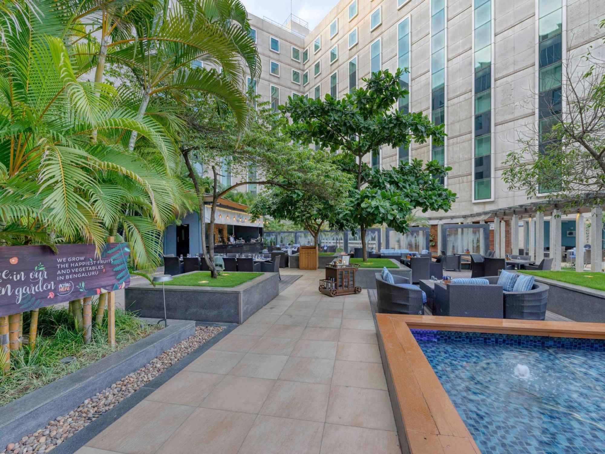 Novotel Bengaluru Outer Ring Road Esterno foto